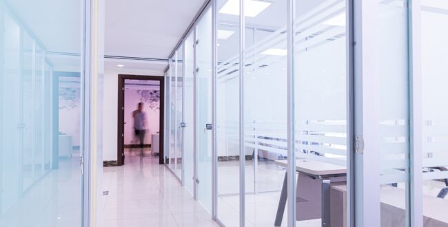 راهنمای طراحی، تفکیک و چیدمان دفاتر اداری به سبک امروزی