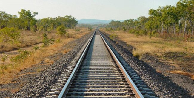 پیشرفت ۲۵ درصدی راه آهن شلمچه_بصره در بخش ایرانی