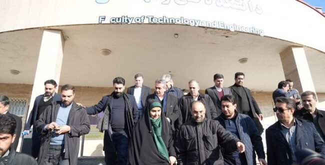 بازدید وزیر راه و شهرسازی از آزمون ورود به حرفه مهندسان در استان اردبیل