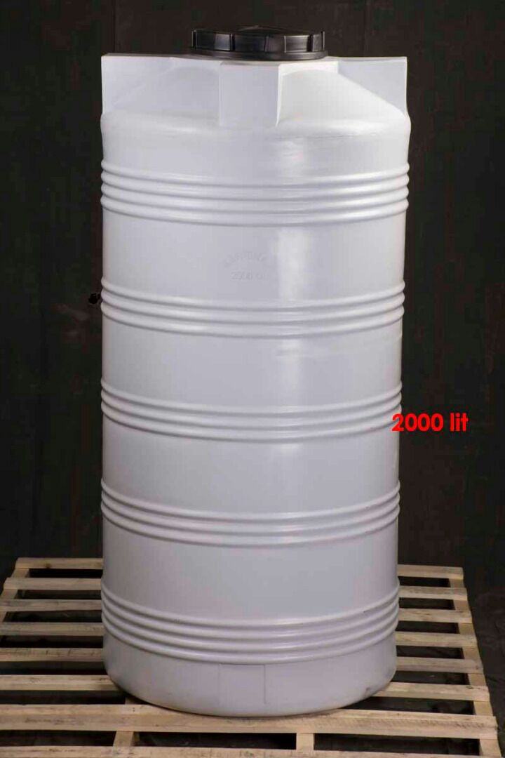 مخزن آب ساختمان